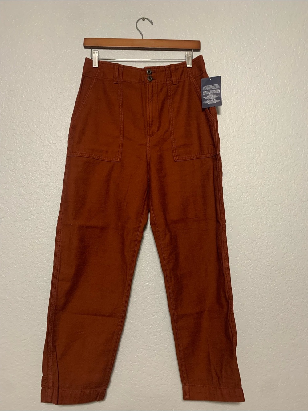 GAP Women's Cargo Pants in Rust Brown